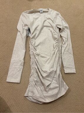 Aritzia brand new with tags rouching dress size small oatmeal heather color